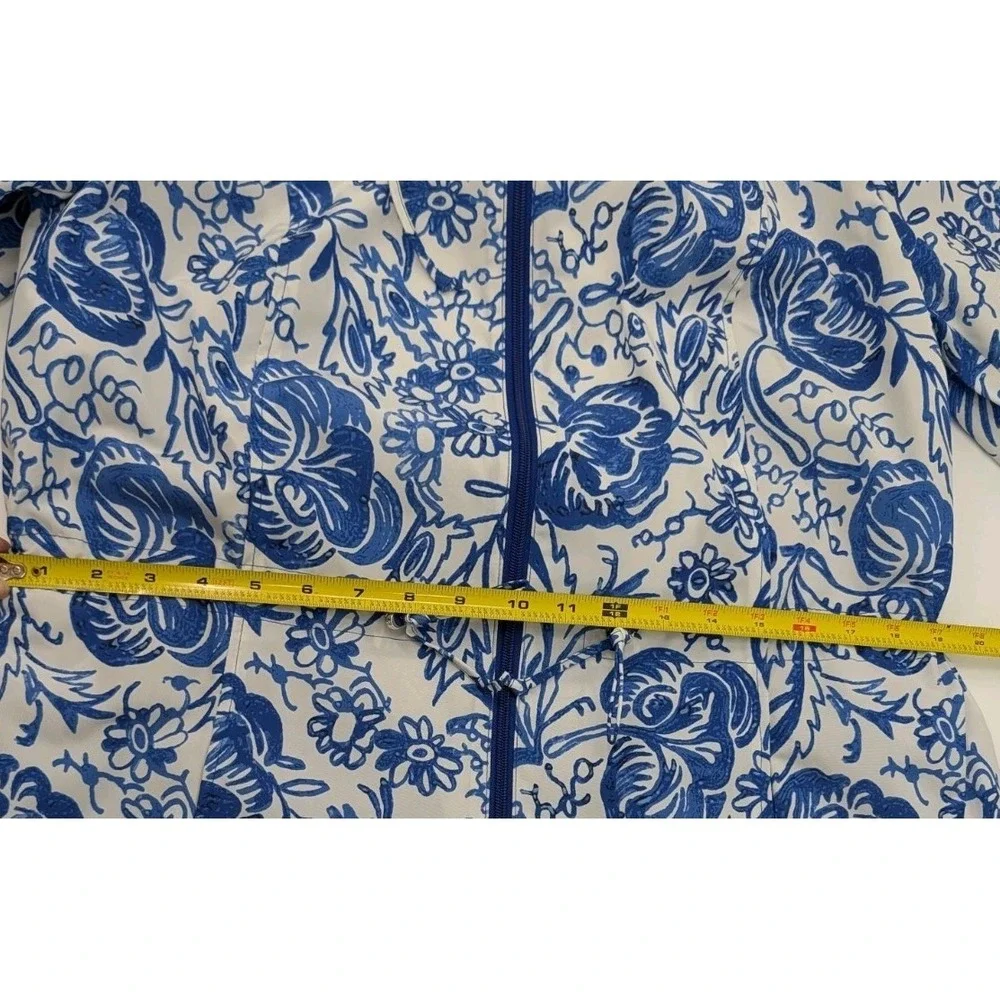 Charter Club Blue Floral Water Resistant Anorak Rain Coat Women's Size‎ M Hooded